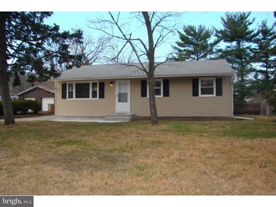 406 Hickory Ln, Mount Laurel, NJ 08054 - photo 2