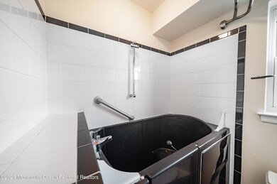 Bathroom_2