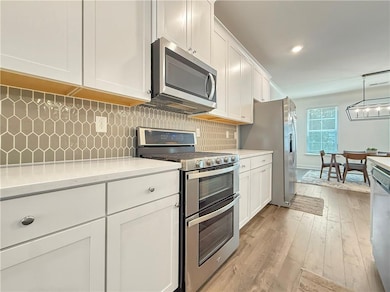 1160 Kendron Ln unit 16, Atlanta, GA 30329 - photo 5