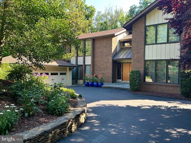 3323 Mantua Dr, Fairfax, VA 22031 - photo 3