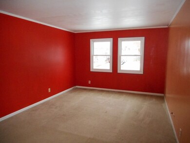 503 Waco Ln, Carpentersville, IL 60110 - photo 2