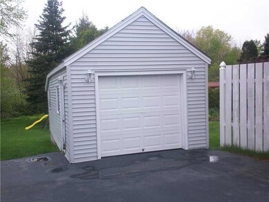 1185 Highland Ave, South Portland, ME 04106 - photo 4