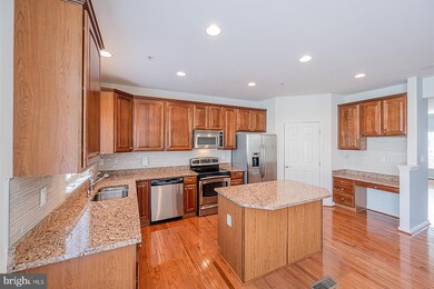 4543 Hidden Stream Ct, Owings Mills, MD 21117 - photo 4