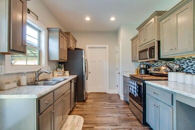 218 Grass Land St, Manchester, TN 37355 - photo 6