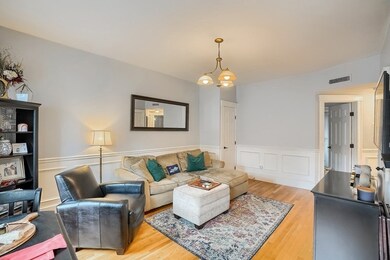 136-136A D St unit 2, Boston, MA 02127 - photo 2