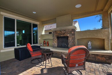 7503 W Noble Prairie Way-large-028-31-Fi