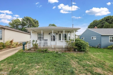 547 Lansing Rd, Akron, OH 44312 - photo 2