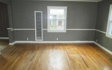511 W 9th St, Marysville, OH 43040 - photo 2