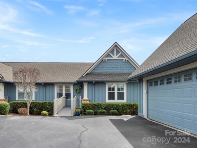 3103 Blue Goose Ct, Hendersonville, NC 28792 - photo 5