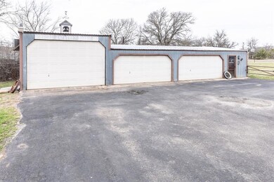 560 Canyon Rd, Weatherford, TX 76085 - photo 6