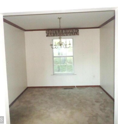 9301 Gwynndale Ct, Clinton, MD 20735 - photo 7