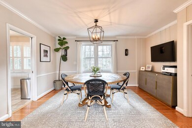 1104 Hampton Garth, Towson, MD 21286 - photo 3