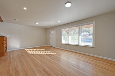 1900 Cedar Ave, Austin, TX 78722 - photo 6