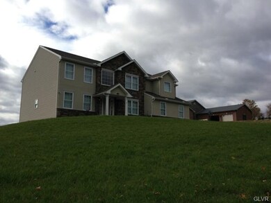 4174 Scheidys Rd, Whitehall, PA 18052 - photo 2