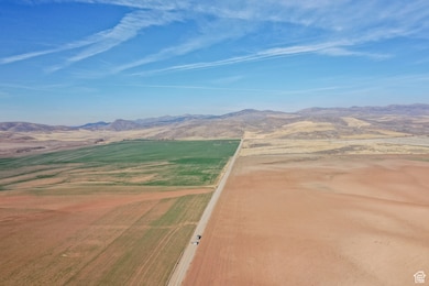 1000 W Mail Rte Rd N, Preston, ID 83263 - photo 7