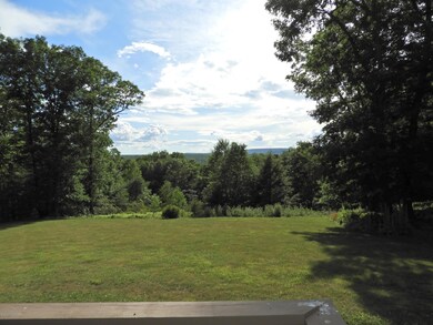 145 Maple Rd, Canadensis, PA 18325 - photo 2