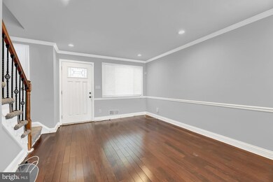 1120 Cooks Ln, Baltimore, MD 21229 - photo 5