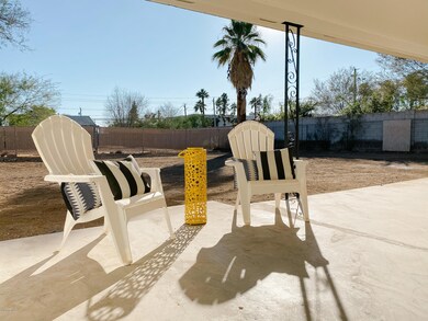 Back Patio/Large Yard