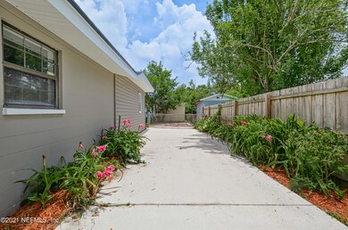 2703 Congaree Dr W, Jacksonville, FL 32211 - photo 4