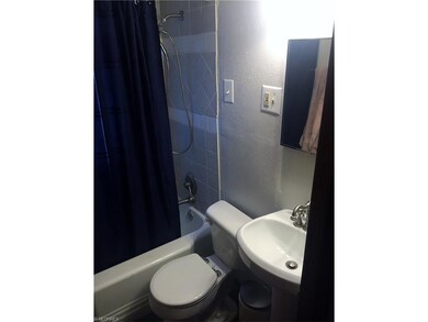 502 Lafayette Blvd, Sheffield Lake, OH 44054 - photo 3