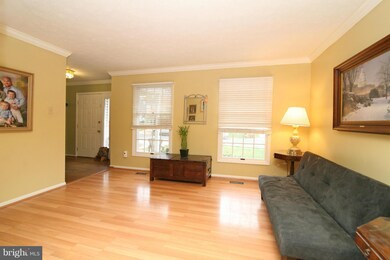 6677 Mid Summer Night Ct, Sykesville, MD 21784 - photo 2