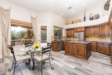 6765 E Duane Ln-18