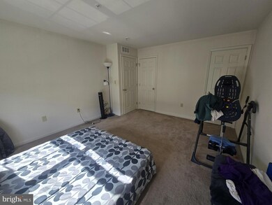 2069 Morgan Hill Dr unit M29, Pennsburg, PA 18073 - photo 5