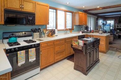 9844 S 10th St, Schoolcraft, MI 49087 - photo 4