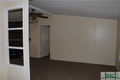 ENTRY TO LIVING ROOM