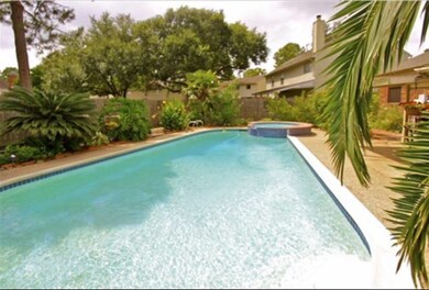 7631 Clover Canyon Cir, Houston, TX 77095 - photo 2