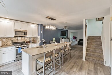 2126 Yorktown S, Norristown, PA 19403 - photo 3