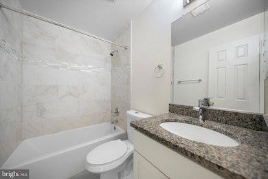 7013 Birkenhead Place unit F, Alexandria, VA 22315 - photo 6