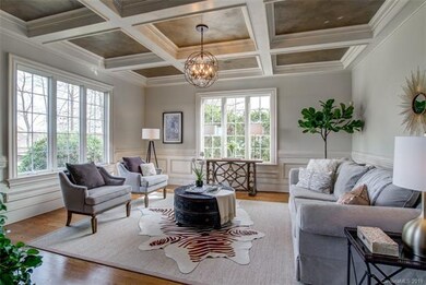 Light and Bright Living Room