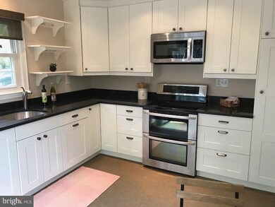 119 Shooters Ct, Alexandria, VA 22314 - photo 5