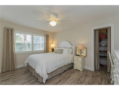 566 Broad Ave S unit 566, Naples, FL 34102 - photo 5