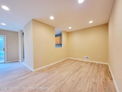 29 Heron Ct, Manalapan, NJ 07726 - photo 7