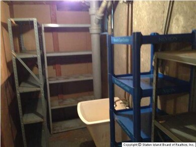 116 Dudley Ave, Staten Island, NY 10301 - photo 6
