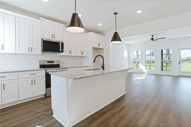 1021 Crossing Ct E, Valley, AL 36854 - photo 7