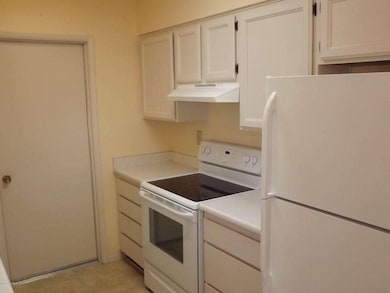 17015 N Pinion Ln, Sun City, AZ 85373 - photo 3