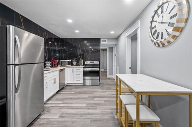 601 E 7th St unit 9, Houston, TX 77007 - photo 5