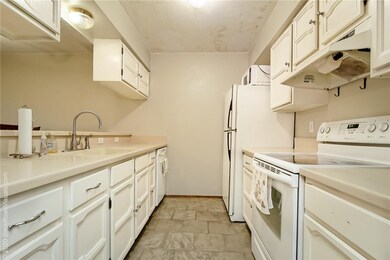 26 Nantucket Dr, Bella Vista, AR 72715 - photo 4