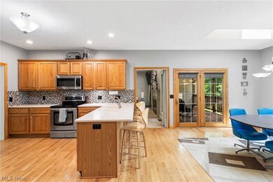 119 Greentree Cir, Aurora, OH 44202 - photo 6