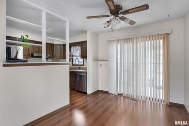 1318 N Zenith Ave, Davenport, IA 52804 - photo 5