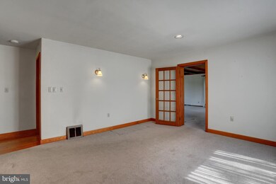 2521 Scotland Rd, Chambersburg, PA 17201 - photo 6