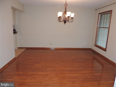 36 Driftwood Ct, Glassboro, NJ 08028 - photo 4