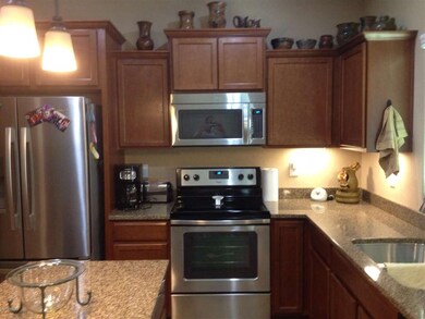 Beautiful Upgraded Kitchen