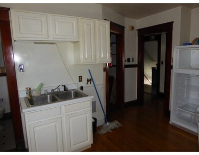 882 Main St, Holyoke, MA 01040 - photo 6