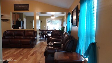 11674 Huckba Ct, Jacksonville, FL 32218 - photo 2