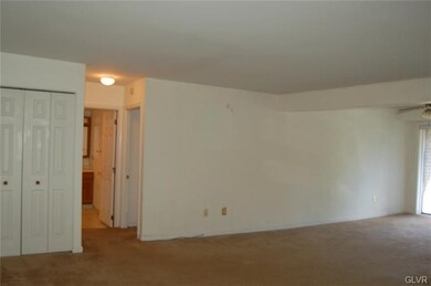 1580 Alta Dr unit C4, Whitehall, PA 18052 - photo 3