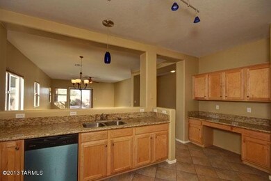 4 Kitchen3